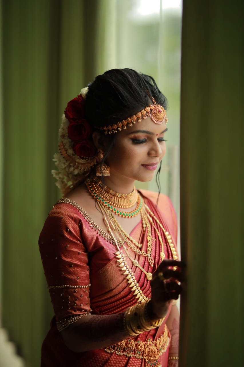 OLIVIA BEAUTY PARLOUR EDAVANNA